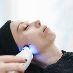 Facial Sculpting (Face Carving)